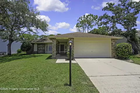 7103 Crown Oaks Dr, Spring Hill, FL 34606
