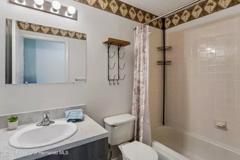 Bath - 4362 Azora Rd, Spring Hill, FL 34608 photo 4 of 5