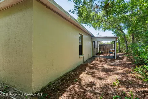 Exterior - 4362 Azora Rd, Spring Hill, FL 34608 photo 4 of 5