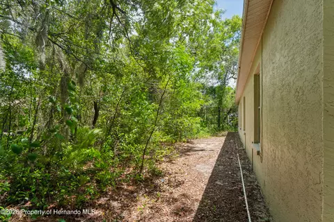 Exterior - 4362 Azora Rd, Spring Hill, FL 34608 photo 5 of 5