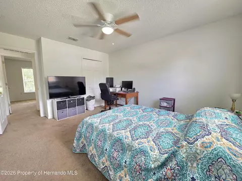 Bedroom - 9055 Pemberton St, Spring Hill, FL 34608 photo 4 of 9