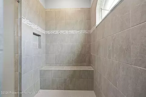 Bath - 4743 Jumper Loop, Spring Hill, FL 34609 photo 7 of 10