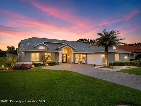 9276 Ashley Dr, Weeki Wachee, FL 34613
