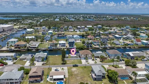 4274 Carlos Ct, Hernando Beach, FL 34607 photo 7