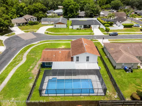 View/Area - 3608 Casaba Loop, Valrico, FL 33596 photo 7 of 10
