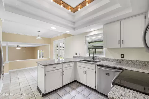 Kitchen - 3608 Casaba Loop, Valrico, FL 33596 photo 1 of 4