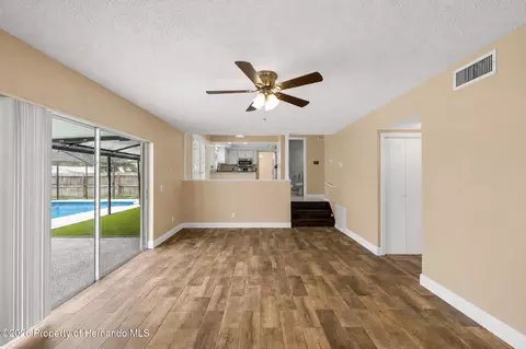 Living - 3608 Casaba Loop, Valrico, FL 33596 photo 6 of 7