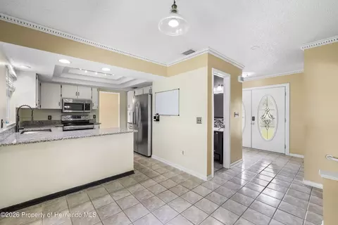 Entry Way - 3608 Casaba Loop, Valrico, FL 33596 photo 3 of 4