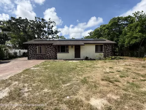 6134 Pinehurst Dr, Spring Hill, FL 34606
