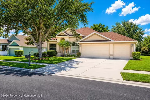 5259 Greystone Dr, Spring Hill, FL 34609 photo 1