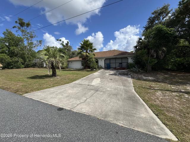 12169 Genter Dr, Spring Hill, FL 34609