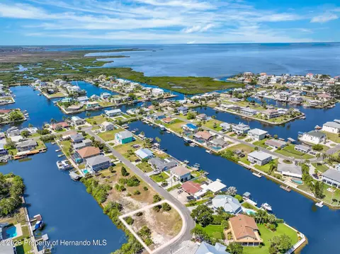 4310 Biscayne Dr, Hernando Beach, FL 34607 photo 17