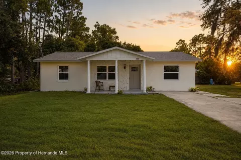 7054 W Village Dr, Homosassa, FL 34446
