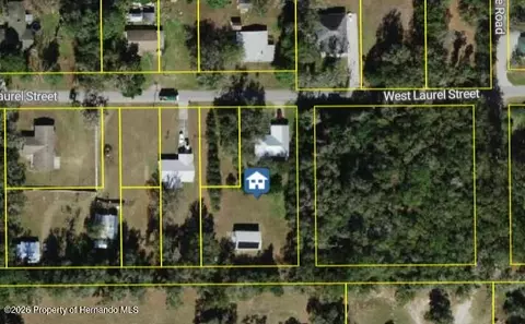 3070 W Laurel St, Lecanto, FL 34461