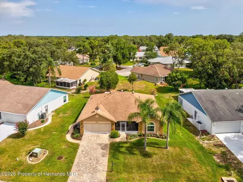 View/Area - 6558 Pine Meadows Dr, Spring Hill, FL 34606 photo 2 of 16