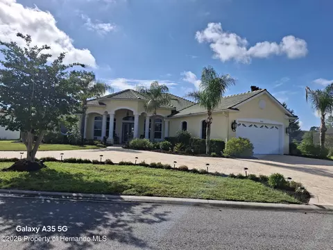 9064 Mississippi Run, Weeki Wachee, FL 34613