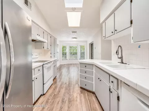 265 Clearfield Ave, Spring Hill, FL 34606 photo 5