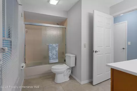 2292 Waterfall Dr, Spring Hill, FL 34608 photo 31