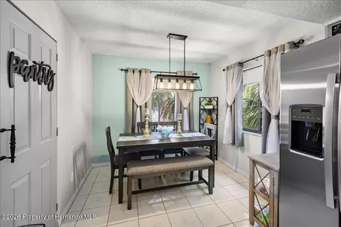 6653 River Run Blvd, Weeki Wachee, FL 34607 photo 10
