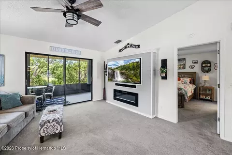 6653 River Run Blvd, Weeki Wachee, FL 34607 photo 16