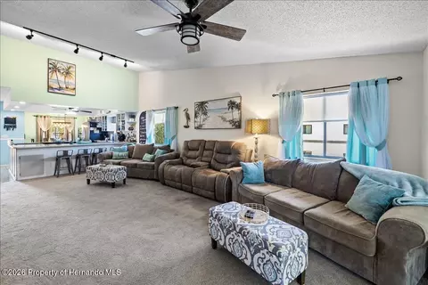 6653 River Run Blvd, Weeki Wachee, FL 34607 photo 13