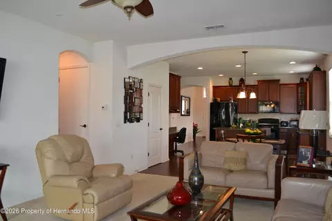 Entry Way - 659 Winthrop Dr, Spring Hill, FL 34609 photo 2 of 4