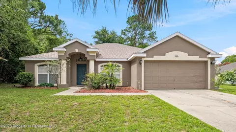 57 Pine Dr, Homosassa, FL 34446