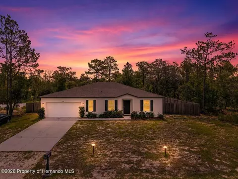 15186 Duck Hawk Rd, Weeki Wachee, FL 34614