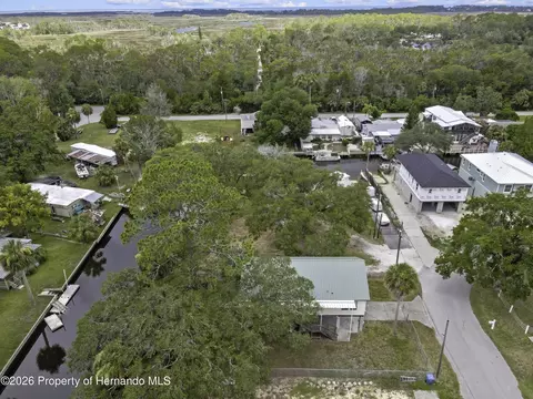 6134 Island Dr, Weeki Wachee, FL 34607 photo 18