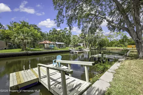 6134 Island Dr, Weeki Wachee, FL 34607 photo 11