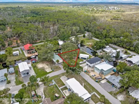 6134 Island Dr, Weeki Wachee, FL 34607 photo 20