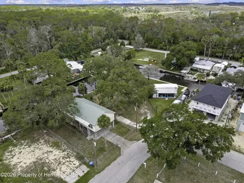 6134 Island Dr, Weeki Wachee, FL 34607 photo 19