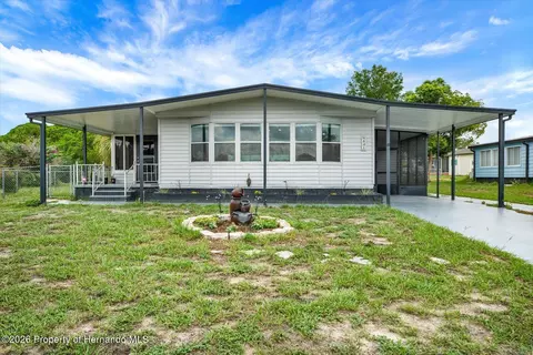 8431 Moonlight Ave, Brooksville, FL 34613