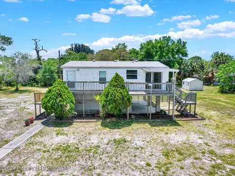 7606 Detroit Ave, Hudson, FL 34667