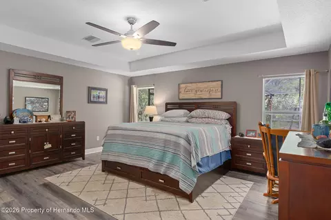 Bedroom - 15015 Eckerley Dr, Weeki Wachee, FL 34614 photo 1 of 6