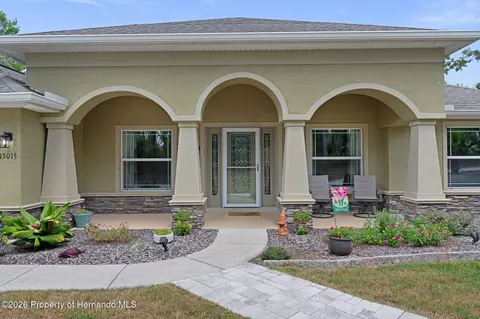 Exterior - 15015 Eckerley Dr, Weeki Wachee, FL 34614 photo 2 of 15