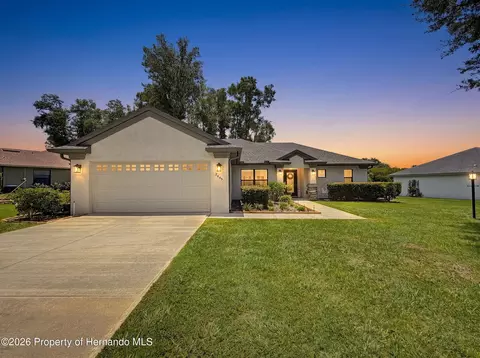 Exterior - 2845 N Appledore Path, Hernando, FL 34442 photo 2 of 12