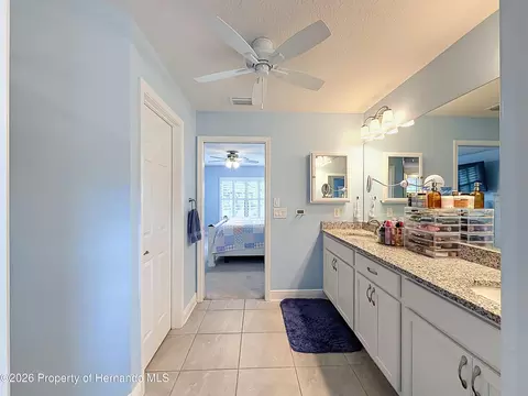 Bath - 2845 N Appledore Path, Hernando, FL 34442 photo 4 of 9
