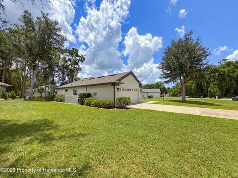 Exterior - 2845 N Appledore Path, Hernando, FL 34442 photo 4 of 12
