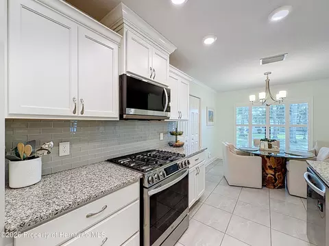 Kitchen - 2845 N Appledore Path, Hernando, FL 34442 photo 6 of 7