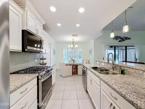 Kitchen - 2845 N Appledore Path, Hernando, FL 34442 photo 1 of 7