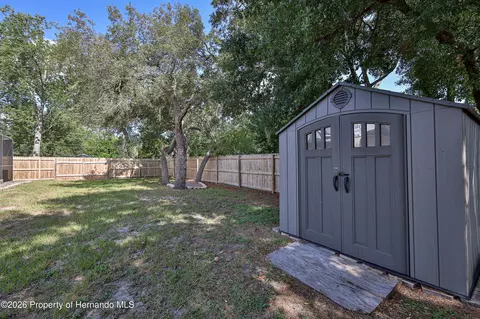 Exterior - 1382 Larkin Rd, Spring Hill, FL 34608 photo 9 of 11