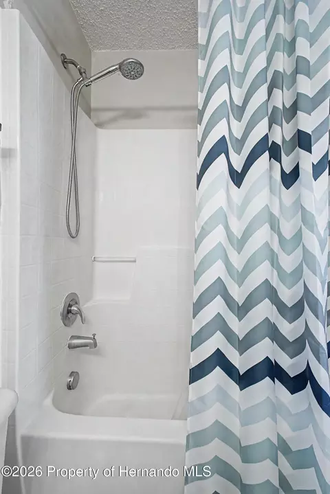 Bath - 1382 Larkin Rd, Spring Hill, FL 34608 photo 6 of 7