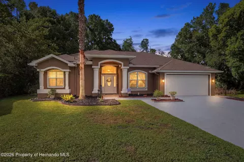 4710 Basswood St, Land O'lakes, FL 34639