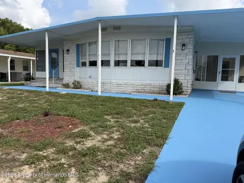 12260 Hallmark Ave, Brooksville, FL 34613