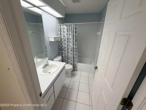 Bath - 5109 Panther Dr, Spring Hill, FL 34607 photo 4 of 4
