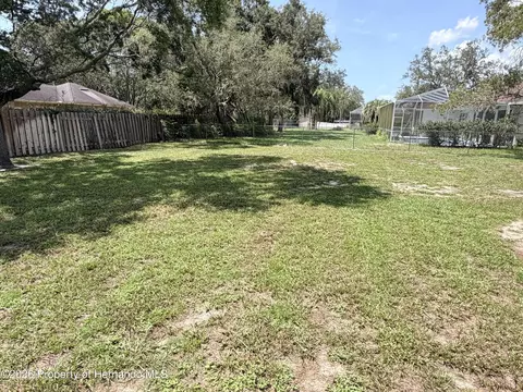 Exterior - 5109 Panther Dr, Spring Hill, FL 34607 photo 5 of 6