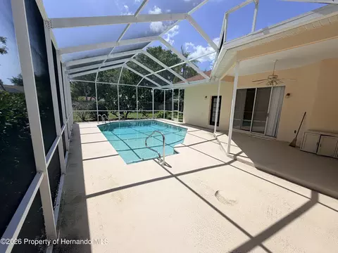 Exterior - 5109 Panther Dr, Spring Hill, FL 34607 photo 2 of 6