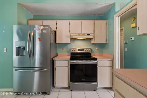 Kitchen - 4235 Castle Ave, Spring Hill, FL 34609 photo 7 of 7