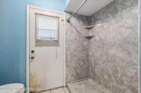 Bath - 4235 Castle Ave, Spring Hill, FL 34609 photo 5 of 6